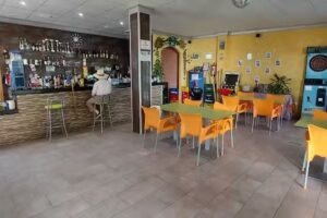 Bar La Plaza de Cobdar