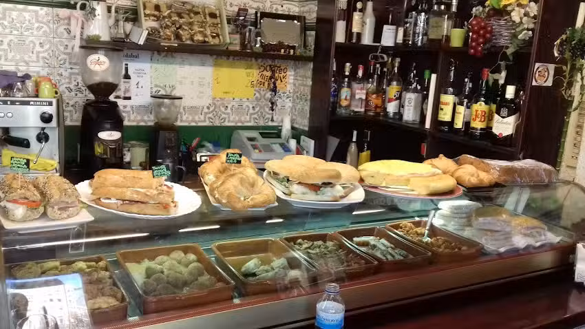 Bar La Vi&ntilde;a Miranda