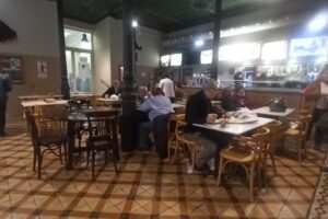 Bar La Violeta De Gr&agrave;cia