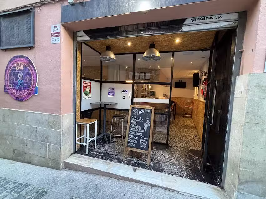 Bar las Do&ntilde;as