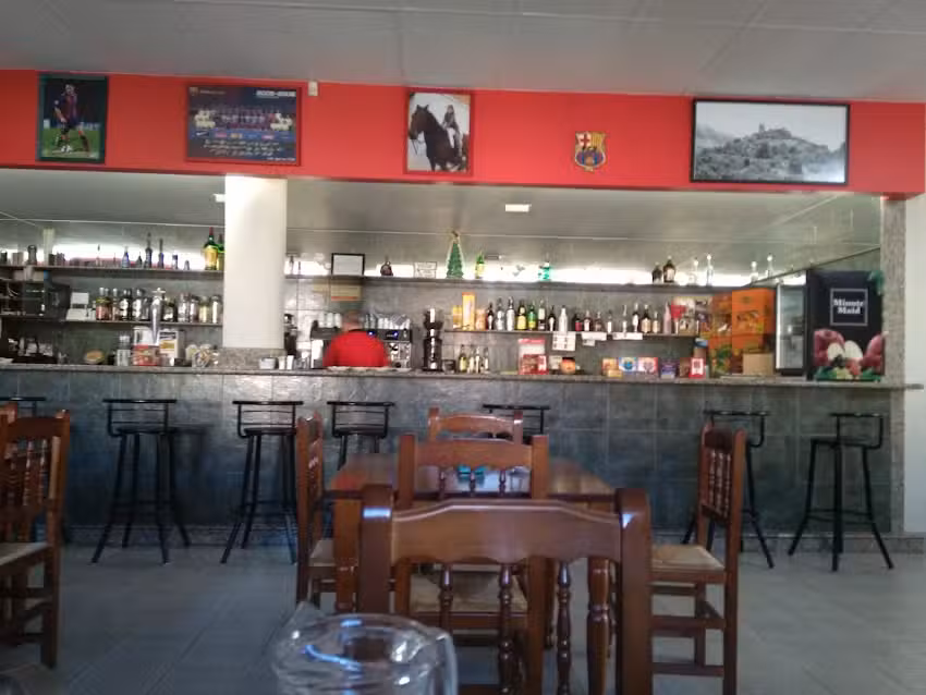 BAR LES COLUMNES L&rsquo;ORXA