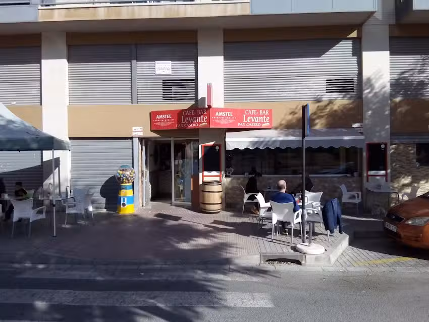 Bar Levante
