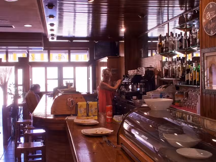 BAR LIDIA, Esmorzars, Tapes i Bon Caf&eacute;