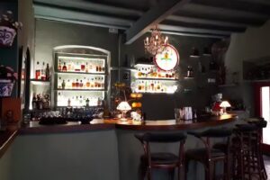 Bar Lola Craft Cocktails