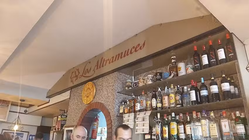 BAR LOS ALTRAMUCES