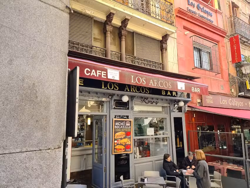 Bar Los Arcos