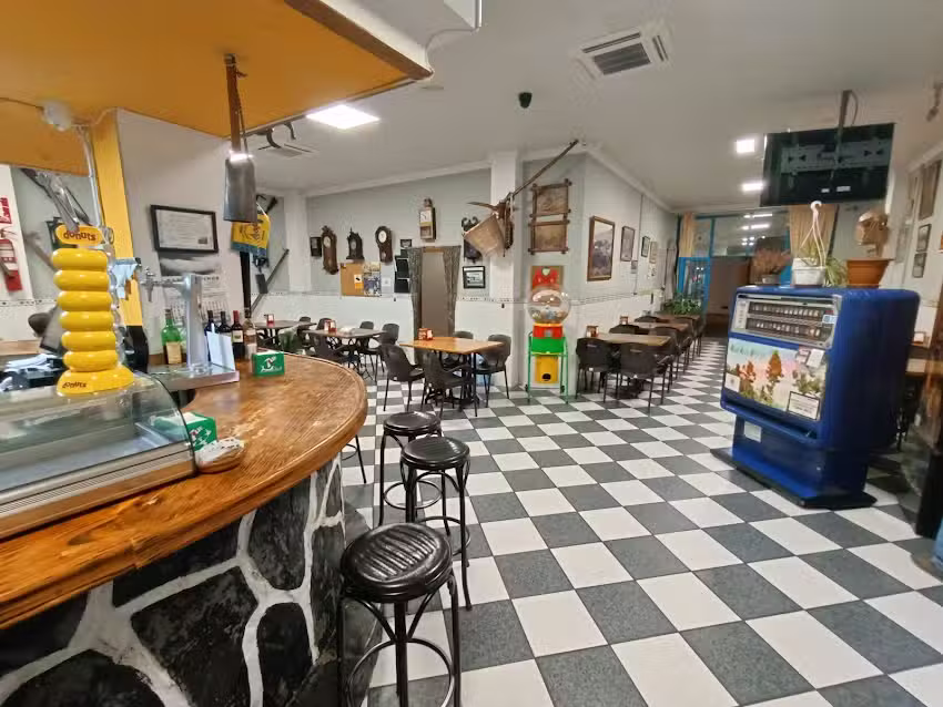 Bar los Pinos Casa Pastores