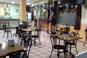 Bar Los Roches (Cafeter&iacute;a/Bocater&iacute;a)