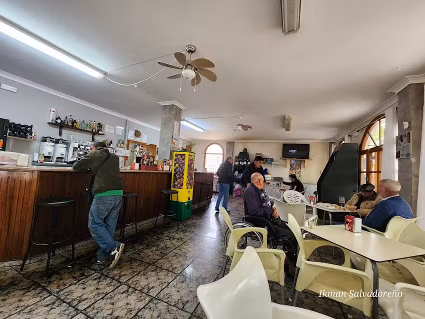 Bar Los Viejos Chirivel