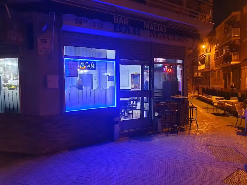 Bar Macias