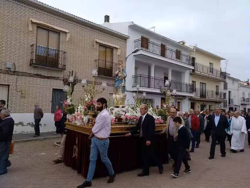 BAR MA&Ntilde;O