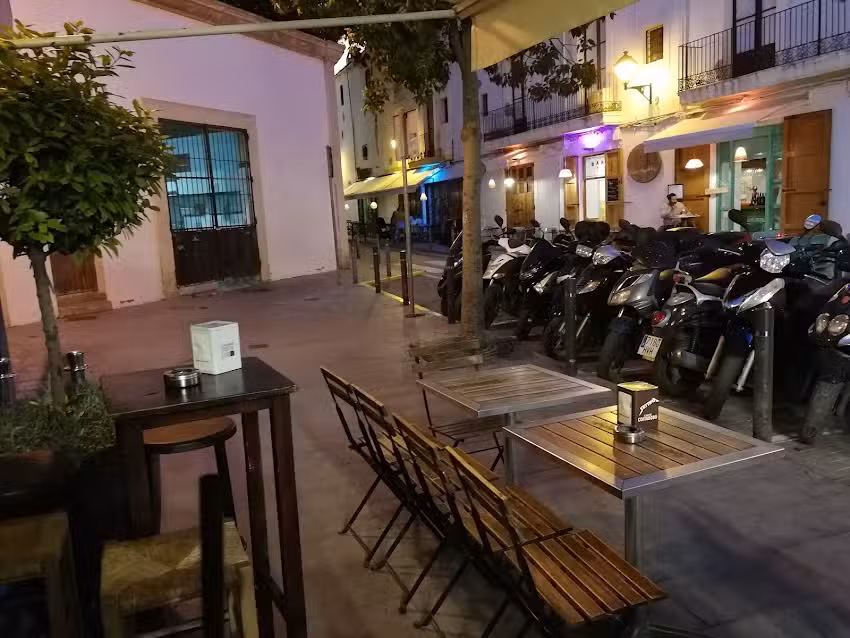 bar maravillas