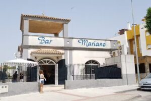 Bar Mariano