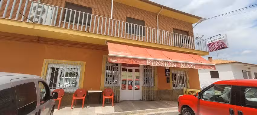 BAR MAXI.