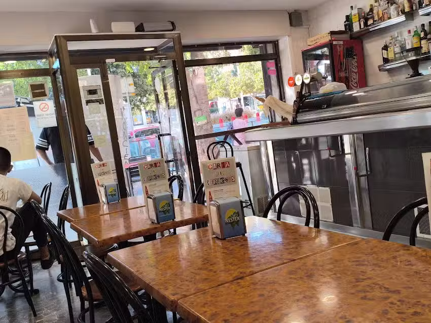Bar Mej&iacute;a