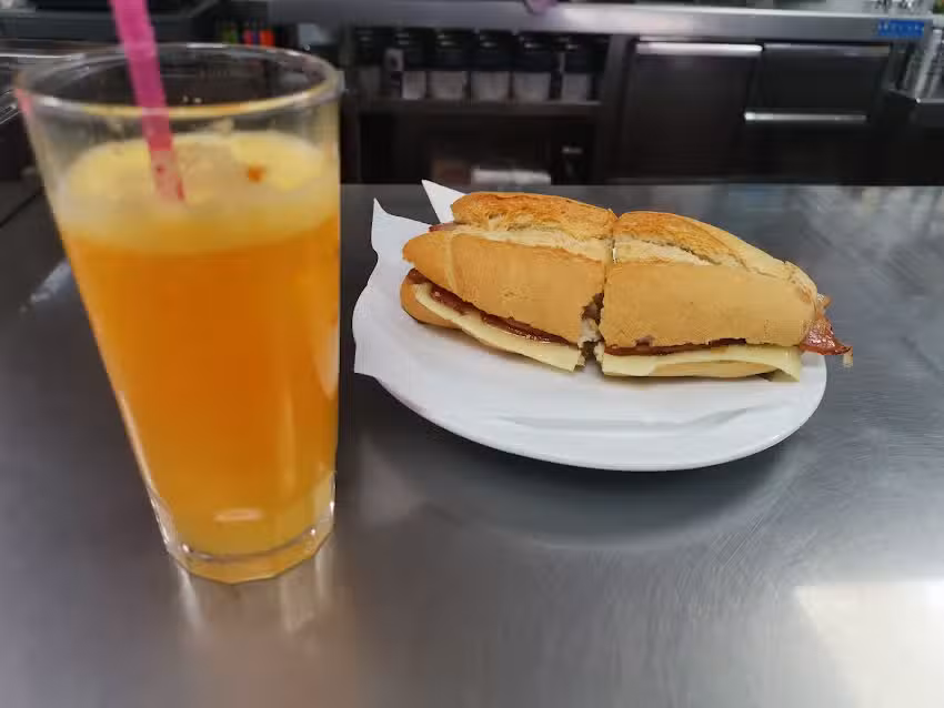Bar Mencey Para Desayunar