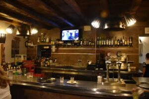 Bar Mes&oacute;n Paquillo