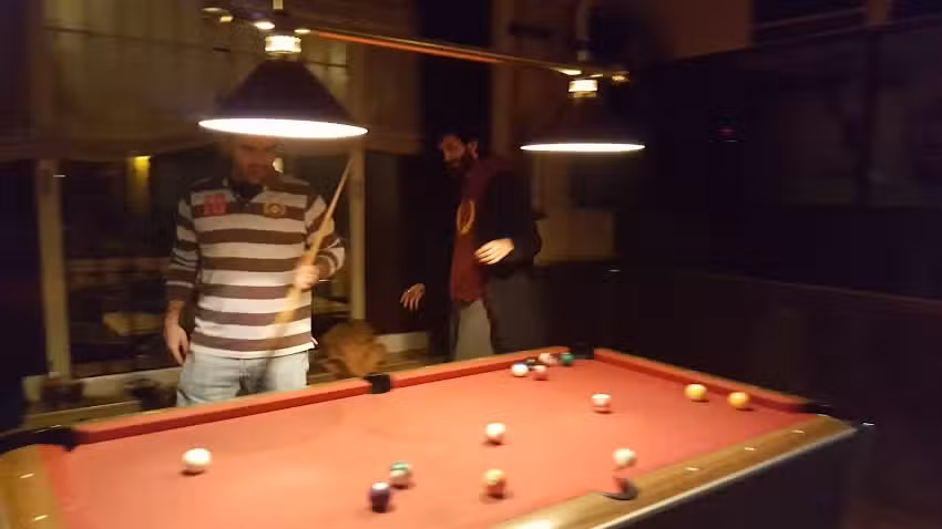 Bar METR&Oacute;POLIS