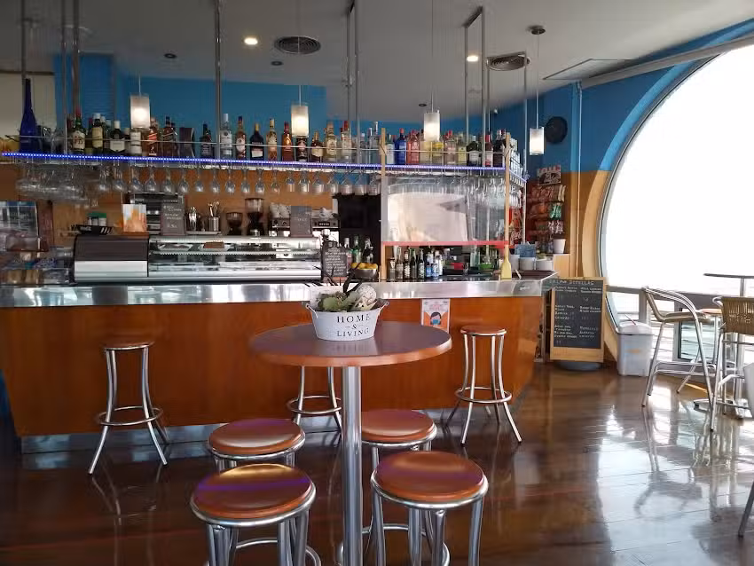 Bar Mirador Del N&aacute;utico