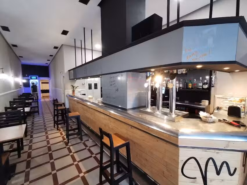 bar moderno