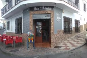 BAR MOLINA