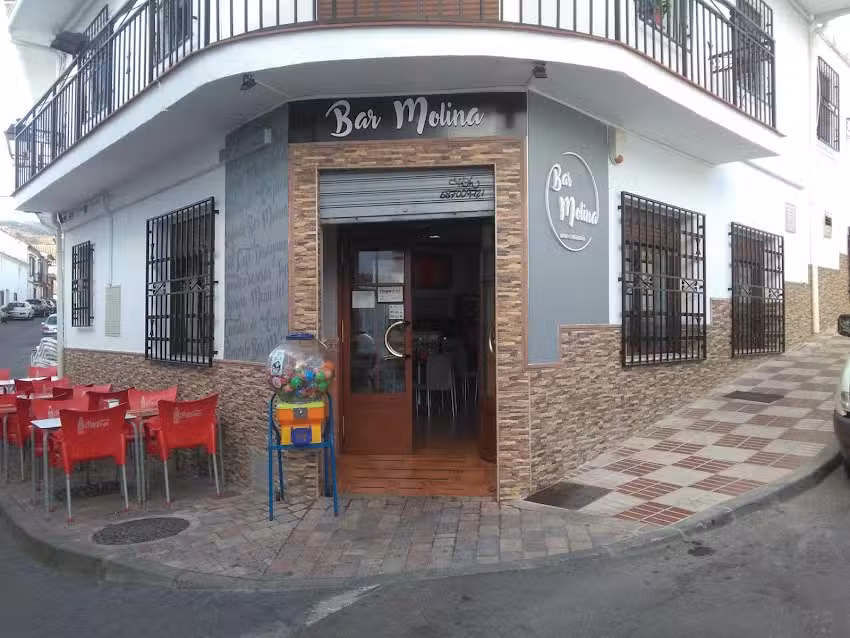 BAR MOLINA
