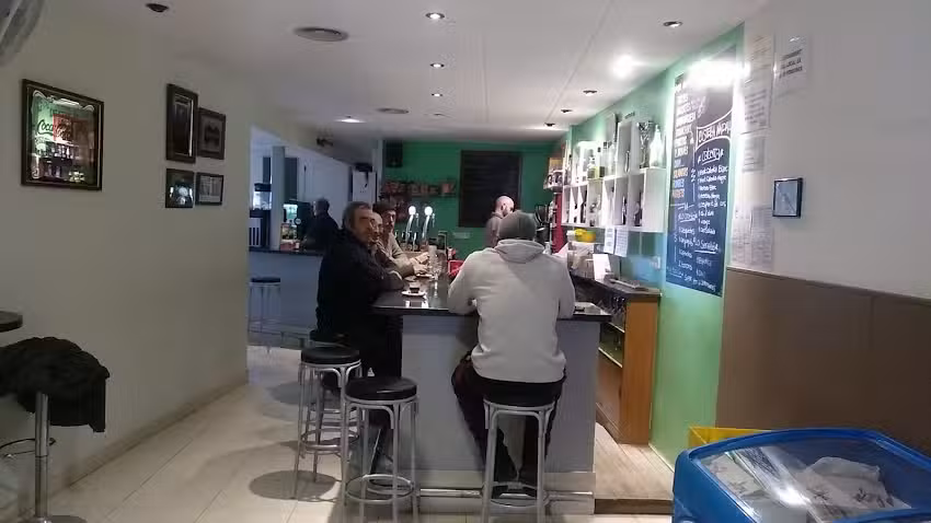 Bar Moncl&uacute;s