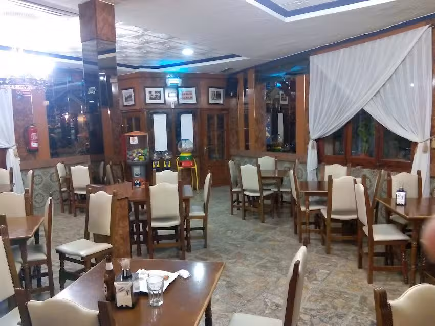 Bar Monico