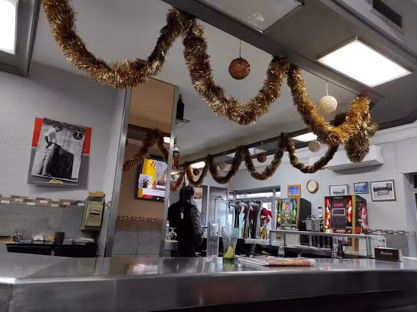 Bar Monta&ntilde;&eacute;s