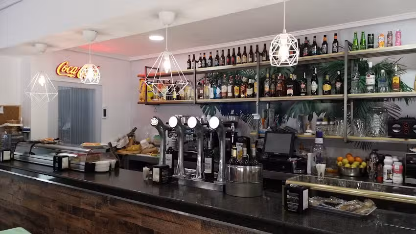 Bar Nuevo M40