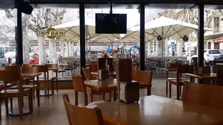 Bar N&uacute;ria