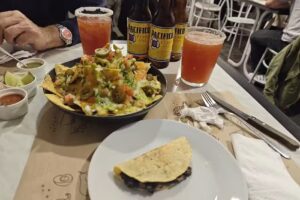 Bar On Egin Antojitos Mexicanos