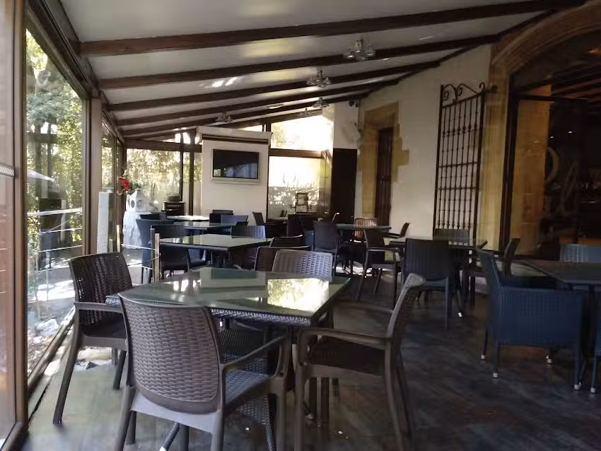 Bar Palace