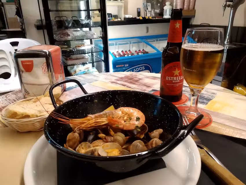Bar Pavell&oacute; Esportiu Sjv