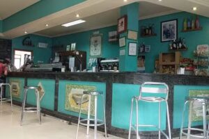 Bar Pe&ntilde;a Cultural Betica