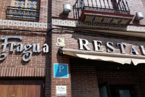 Bar pensi&oacute;n la fragua