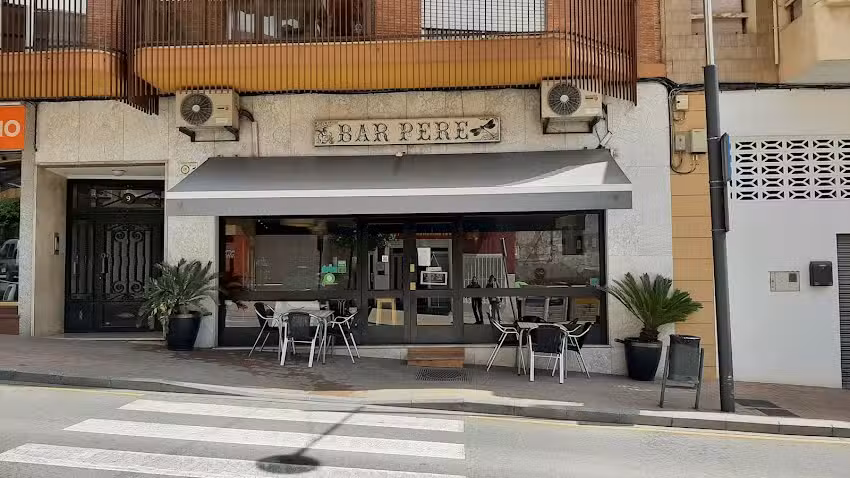 BAR PERE