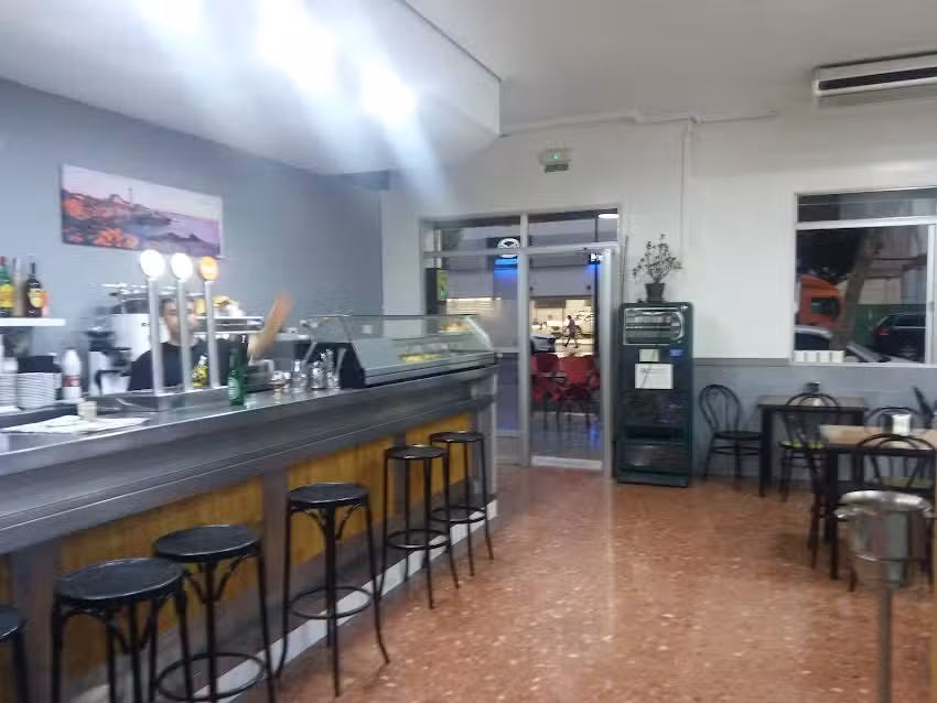 BAR PIQUERAS.