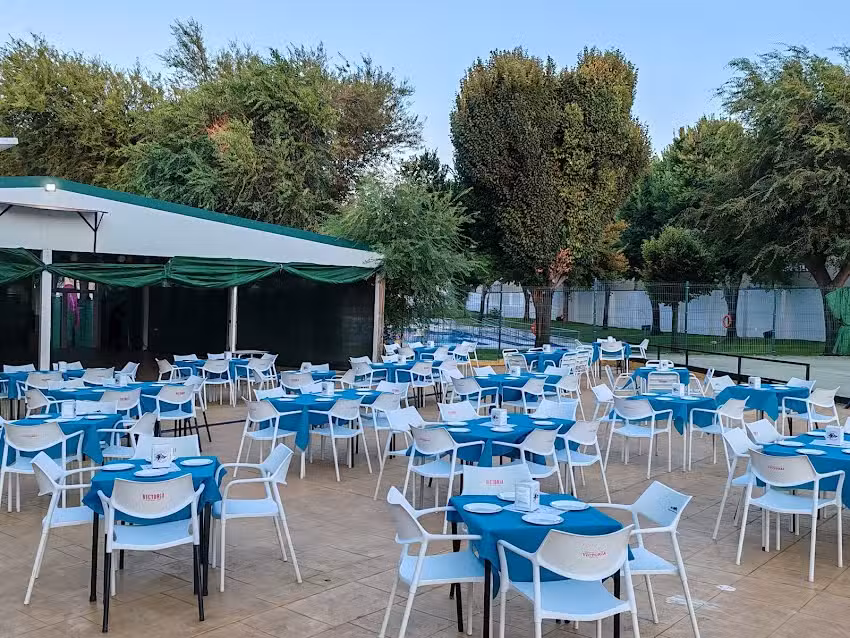 Bar piscina Fuerte del rey. «La caseta fdr»