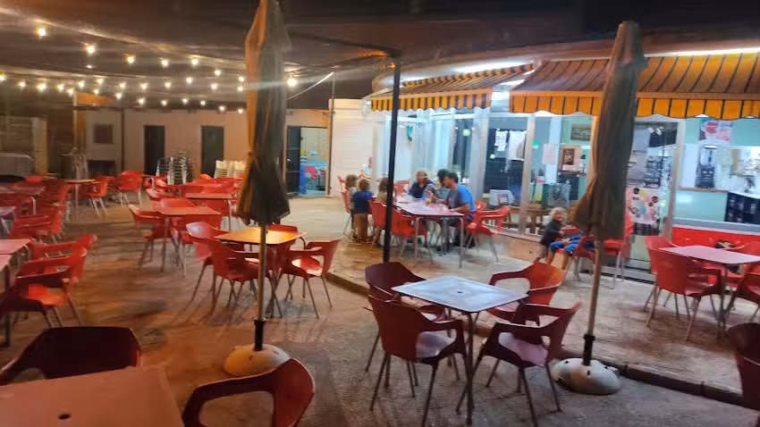 Bar Piscina Valderrobres.