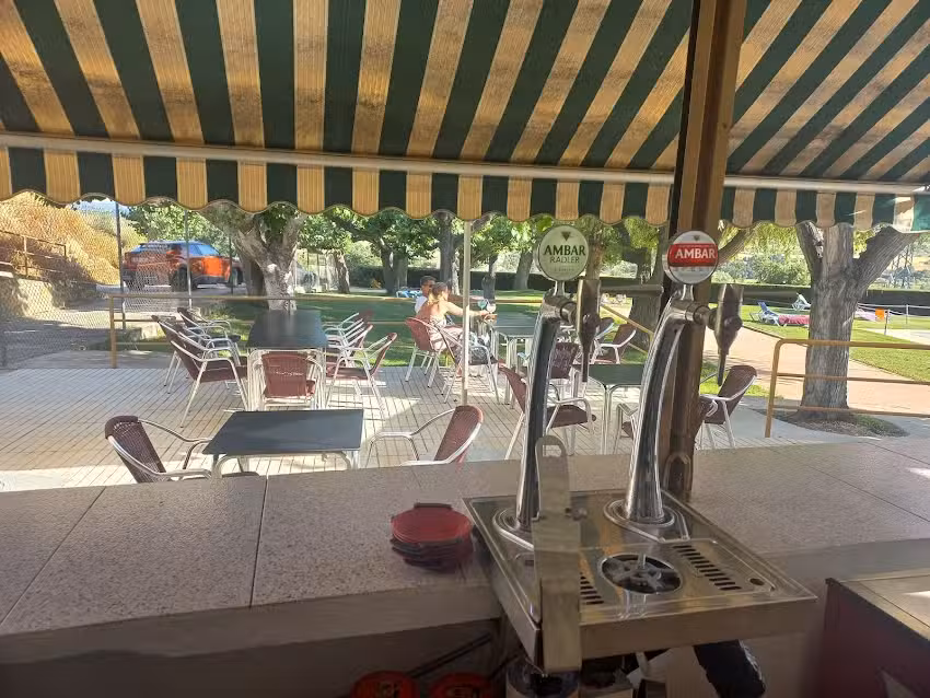 BAR PISCINAS DE CRETAS