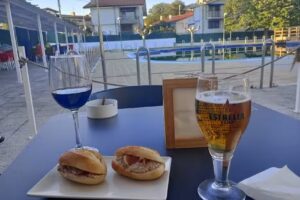 Bar piscinas labastida