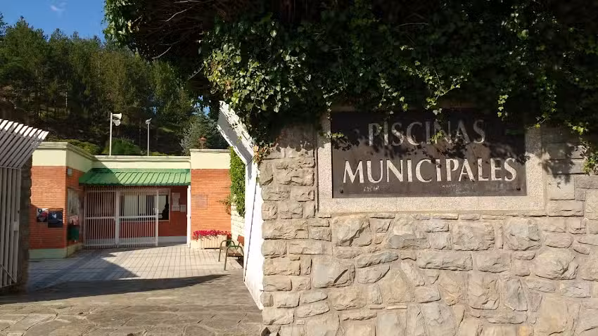 Bar piscinas municipales de Sabi&ntilde;&agrave;nigo