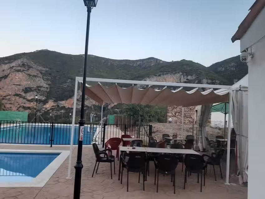 Bar piscinas torrechiva