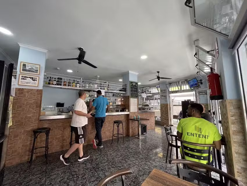 Bar Piscolabis AZKENA ARENALES