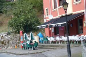 Bar Pixeria Pares O Nones