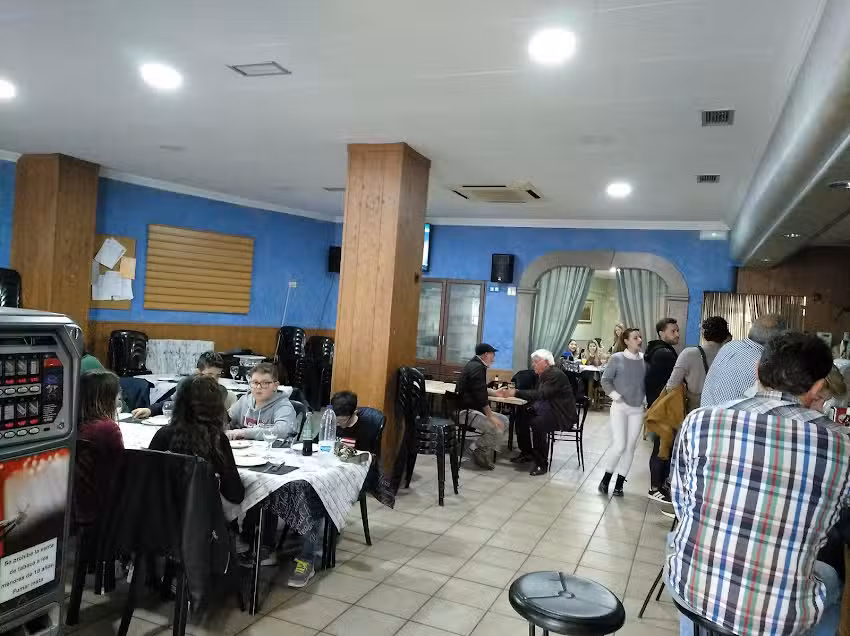Bar Pizzer&iacute;a &ldquo;La Font&rdquo;