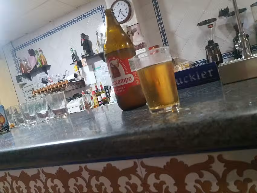 Bar Pizzer&iacute;a Rom&aacute;n