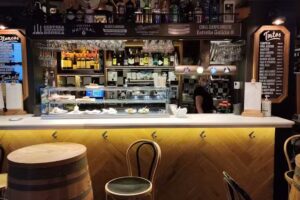 Bar Plata & Brochettes | Bar de Pintxos