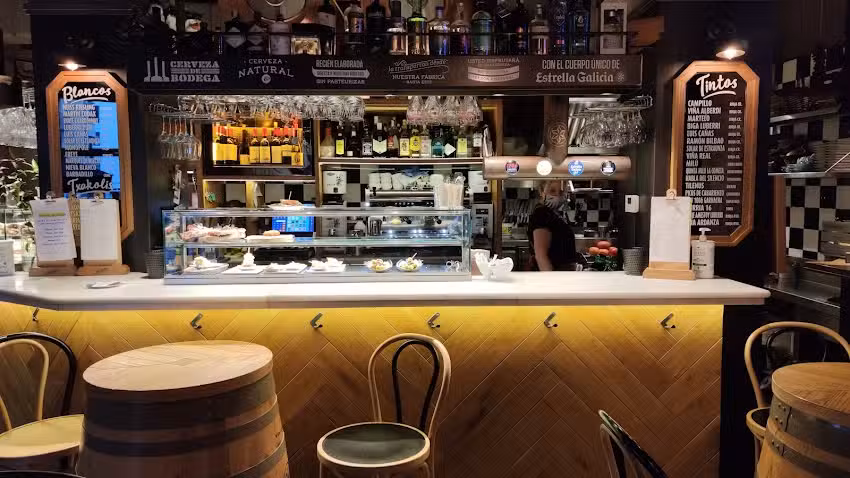 Bar Plata & Brochettes | Bar de Pintxos